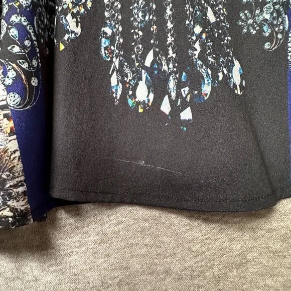 Unique Digital Print Trapeze Hem Tank Top - Picture 15 of 15